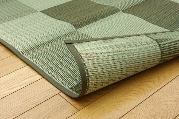 い草 花ござ/ラグマット ブロック柄 グリーン 江戸間8畳 約348×352cm 日本製 耐久性抜群 抗菌 防臭 調湿 〔リビング〕代引NG カーペット・マット・畳 マット