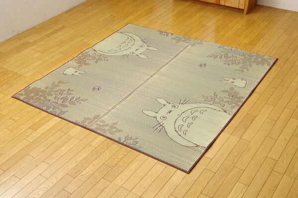 となりのトトロ い草 ラグマット/絨毯 140×180cm 日本製 抗菌 防臭 調湿効果 弾力性 耐久性抜群 〔リビング〕代引NG カーペット・マット・畳 マット