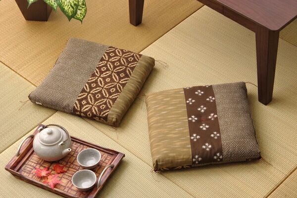 和柄 小座布団 ブラウン 2枚組 側サイズ 約40×40cm 製品サイズ 約37×37cm 綿100% 日本製 〔リビング 居間 店舗〕代引NG クッション・座布団 クッション