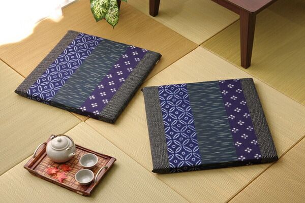 和柄 座布団 ブルー 約55×55cm 2枚組 綿100% 日本製 絣和柄 座布団 〔リビング 居間 店舗〕代引NG クッション・座布団 クッション