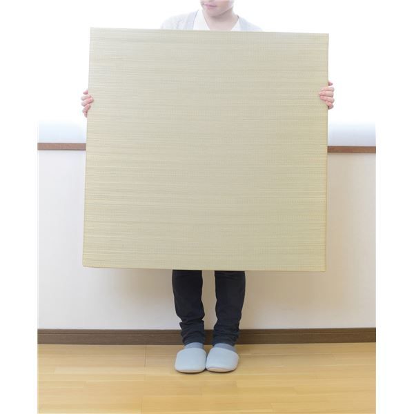 スーパSALE10倍&4時間限定10%OFF 置き畳/リビング用品 【約幅82×奥行82×高さ2.5cm ナチュラル】 い草100% 軽量 防滑 空気清浄 キズ防止 『フラッタ 倉敷II』【代引NG】