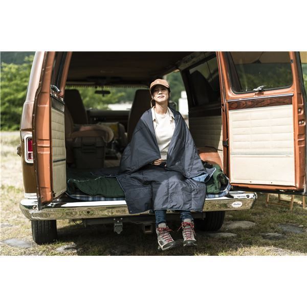 スーパSALE10倍&4時間限定10%OFF ハーフケット 約100×140cm ネイビー 吸湿発熱 撥水 抗菌 防臭 防ダニ コンパクト収納 超軽量 カポック綿 あったか アウトドア