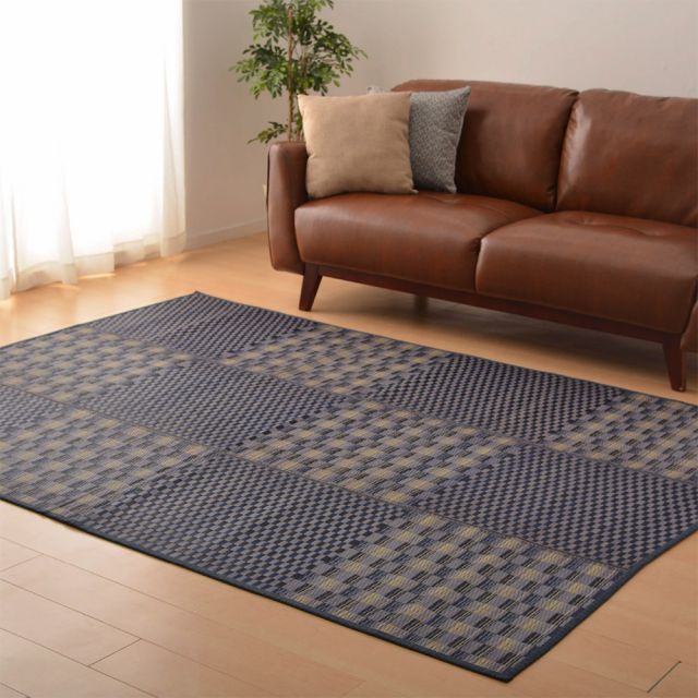 スーパSALE10倍＆4時間限定10％OFF はっ水 い草ラグ キハチ 約180×180cm 撥水 抗カビ 折りたためる コンパクト 滑り止め付き いぐさ　たたみ