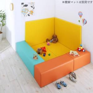 スーパSALE10倍＆4時間限定10％OFF プレイマット タイルカーペット 法人様必見。子供に安全安心のコーナー型キッズプレイマット 5点セット フロアマット2枚+スツール3枚 210×120