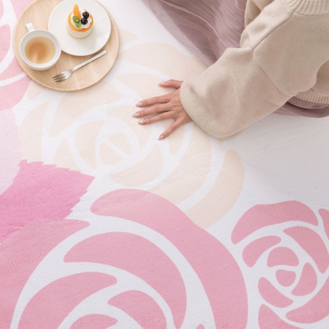 スーパSALE10倍＆4時間限定10％OFF 姫系ローズ柄ラグ レネ2 190×190cm