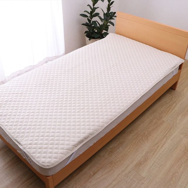 寝具 オールシーズン 快適睡眠 ベッドパッド 洗える 洗濯機OK 四隅ゴムバンド付き ズレにくい ダブル 140×200cm