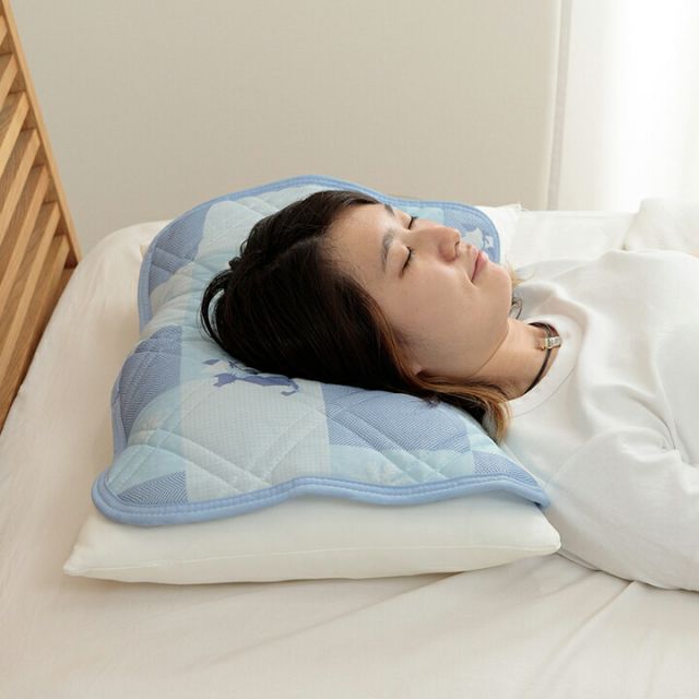 スーパSALE10倍＆4時間限定10％OFF 冷感 可愛い 猫柄 おすすめ ひんやり 肌触り 節電 冷感寝具 夏用 涼しい 枕パッド 約40×50cm