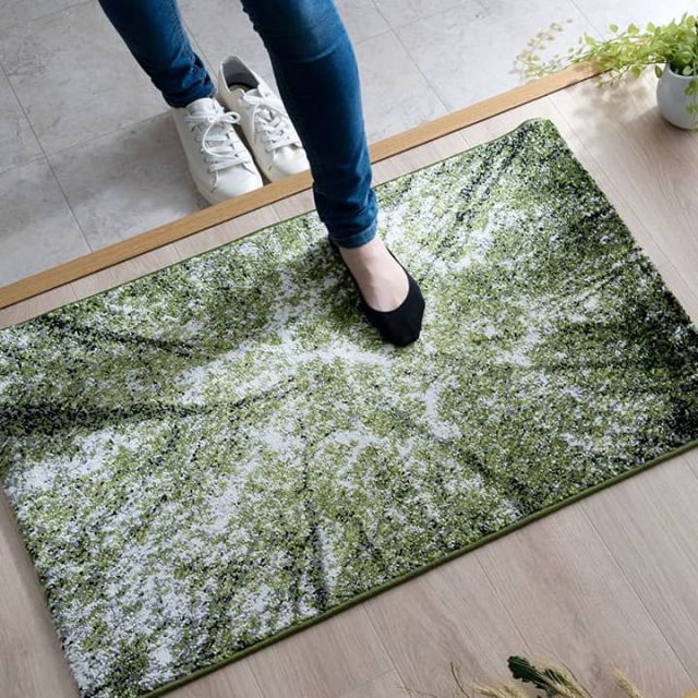 スーパSALE10倍＆4時間限定10％OFF 玄関マット トルコ製 ウィルトン織り 森 約70×120cm 抗菌防臭 消臭機能 へたりにくい