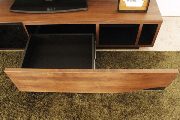 テレビ台/ローボード 幅180cm 46型〜80型対応 ブラウン 日本製 木製 ガラス 引き出し収納付き 〔リビング〕代引NG 収納家具 テレビ台・ローボード
