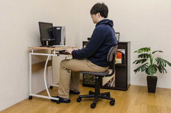 コンパクトパソコンデスク/PCデスク 幅60cm/ ナチュラル スチールフレーム スライド棚/キャスター付き代引NG