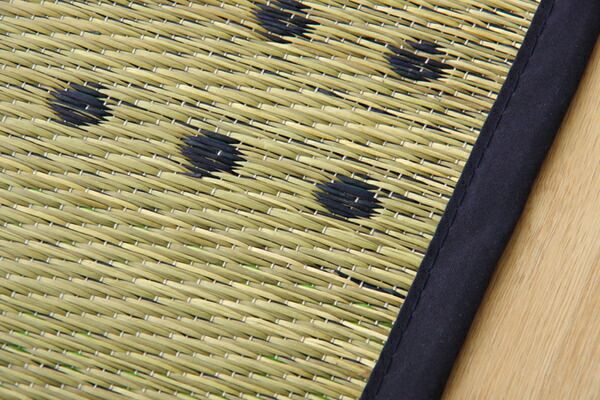 和柄 い草 ラグマット/絨毯 3畳 長方形 約176×230cm 抗菌 防臭 調湿 防傷 裏：不織布 風物詩 DX金魚 〔リビング〕代引NG