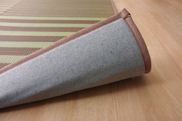 い草 ラグマット/絨毯 6畳 ブラウン 約240×320cm 撥水 防傷 抗菌 防臭 消臭 折りたたみ収納可 中：ウレタン8mm 〔リビング〕代引NG