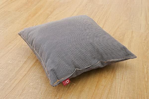クッションカバー/座布団カバー ストライプ柄 ヒッコリー 約45×45cm 2枚組 綿100％ 日本製 デニム生地 〔リビング〕代引NG