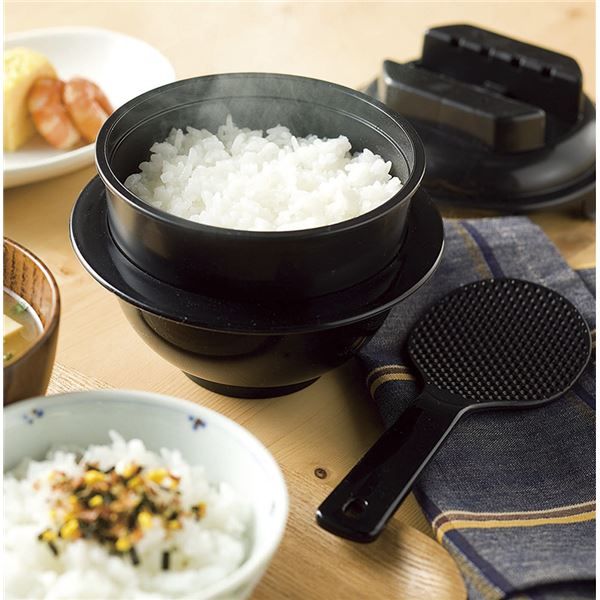 スーパSALE10倍＆4時間限定10％OFF 電子レンジ専用 炊飯器 【1合炊き】 日本製 備長炭配合 耐熱仕様 計量カップ 飯ベラ付き 『ちびくろちゃん』