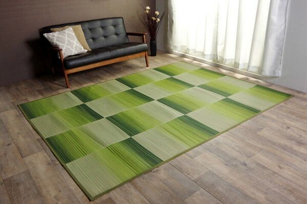 い草 ラグマット/絨毯 コンパクト ブラウン 約135×180cm 折りたたみ 防傷 不織布 裏貼り加工 消臭 調湿機能付 〔リビング〕代引NG
