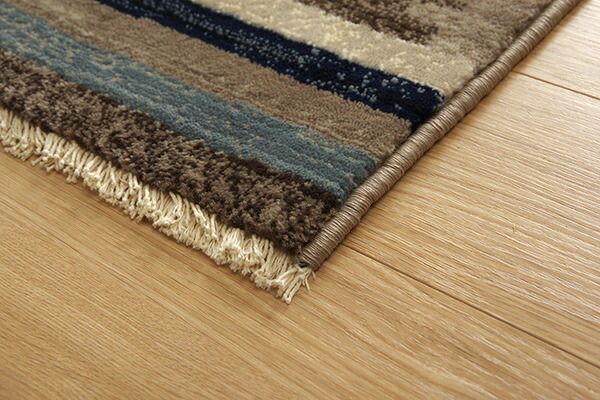 エスニック風 ラグマット/絨毯 約200×250cm レッド へたりにくい モルドバ製 折りたたみ式 オールシーズン 〔リビング〕代引NG