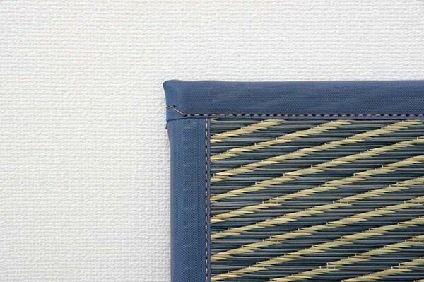 スーパSALE10倍＆4時間限定10％OFF 置き畳 約82×82×1.7cm 単品 1枚 ブルー 正方形 軽量タイプ い草 ユニット畳 抗菌 防臭 消臭 調湿 ニール 半畳 市松 イ草 畳マット ジョイントマット【代引NG】
