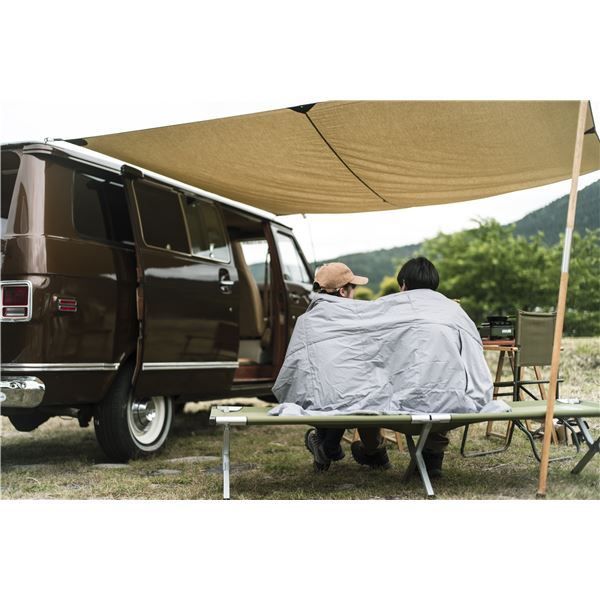 スーパSALE10倍＆4時間限定10％OFF ハーフケット 約100×140cm グレー 吸湿発熱 撥水 抗菌 防臭 防ダニ コンパクト収納 超軽量 カポック綿 あったか アウトドア