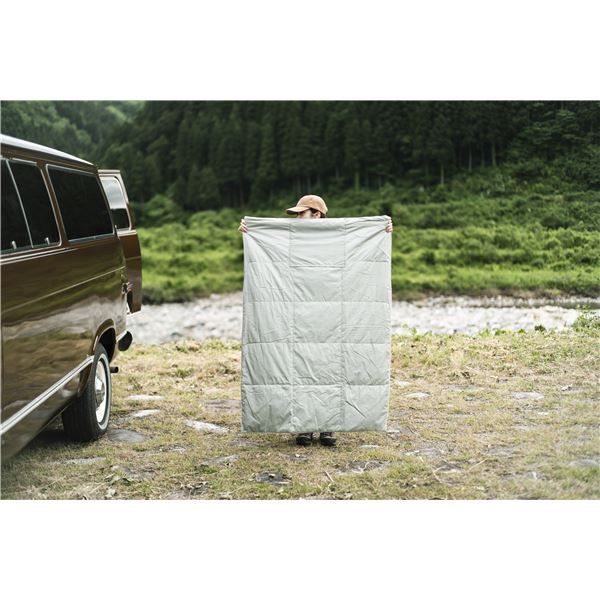 スーパSALE10倍＆4時間限定10％OFF ハーフケット 約100×140cm カーキ 吸湿発熱 撥水 抗菌 防臭 防ダニ コンパクト収納 超軽量 カポック綿 あったか アウトドア