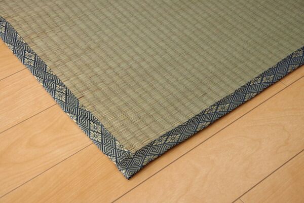 日本製 い草 上敷き/ラグマット 糸引織 本間3畳 約191×286cm 抗菌 防臭 調湿機能付き 湯沢 〔リビング〕代引NG