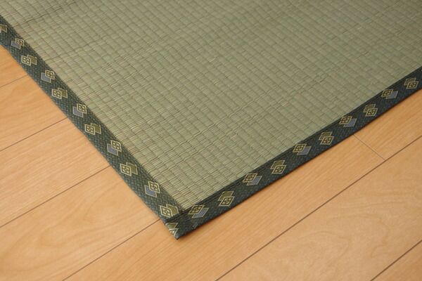 日本製 い草 上敷き/ラグマット 双目織 江戸間6畳 約261×352cm 抗菌 防臭 調湿機能付き 〔リビング 和室〕代引NG