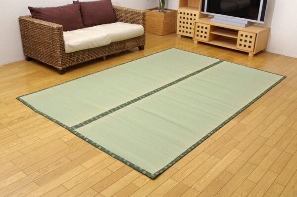 い草 上敷き/ラグマット 江戸間4.5畳 約261×261cm 裏：ウレタン張 フリーカット 日本製 抗菌 防臭 調湿 〔リビング〕代引NG