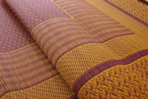 い草 花ござ ラグマット/絨毯 ワイン 江戸間6畳 約261×352cm 日本製 抗菌 防臭 消臭 調湿 不織布 防傷 〔リビング〕代引NG